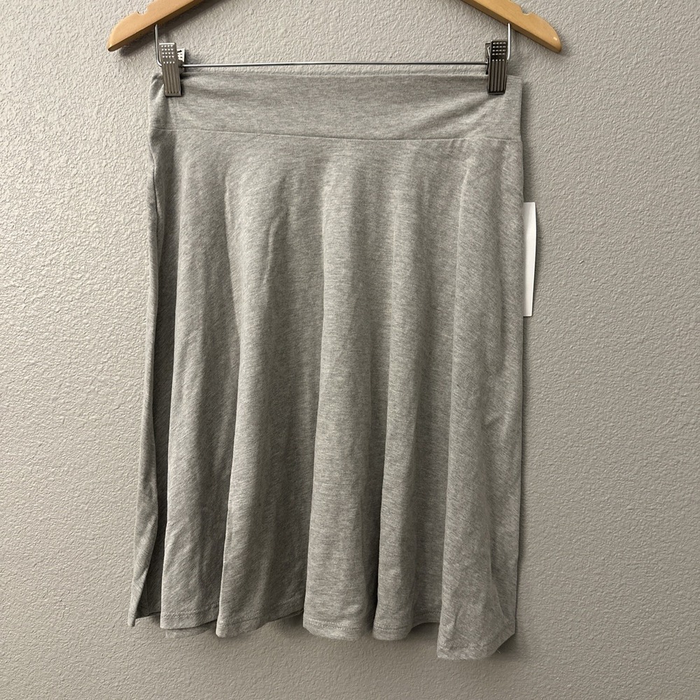 NWT Women Grey Skater Style Linda Leal Skirt Size Small 98% Cotton 8% Spandex